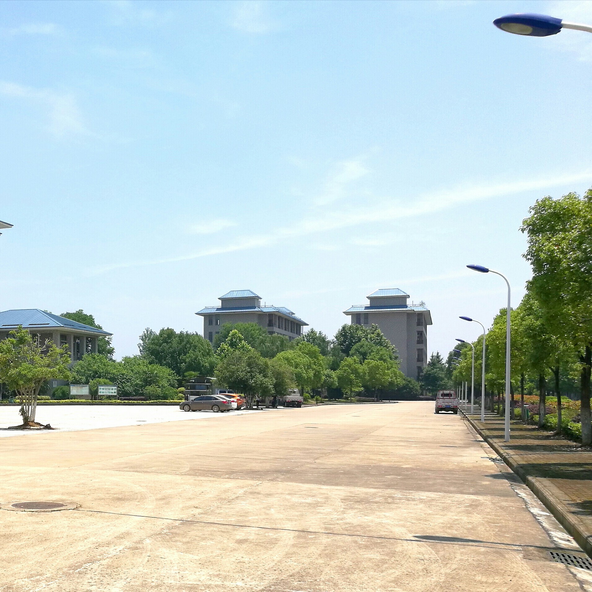 学校1